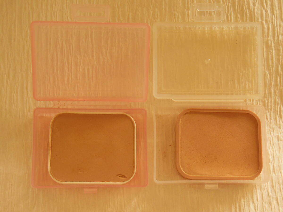 パウダーファンデーション　オークル30　２個セット　中古