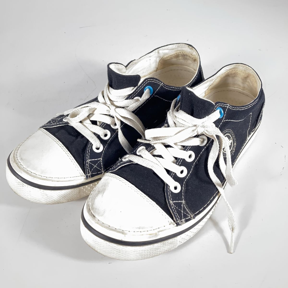 12/10 M10 CROCS クロックス キャンバスシューズ スニーカー ローカット ブラック 靴