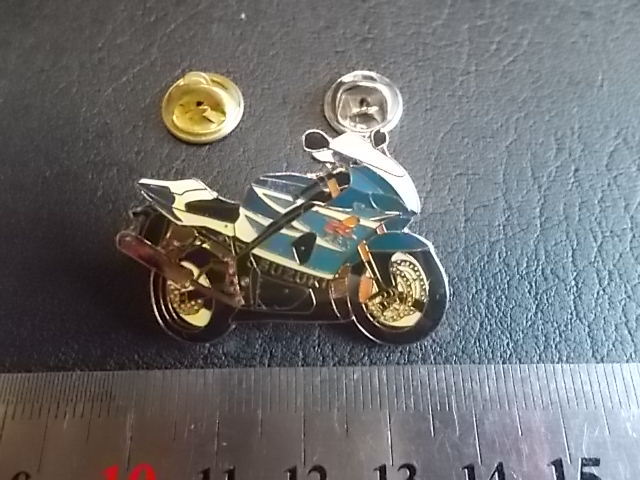 ピンバッジ・スズキ「GSX-R1000」オートバイ