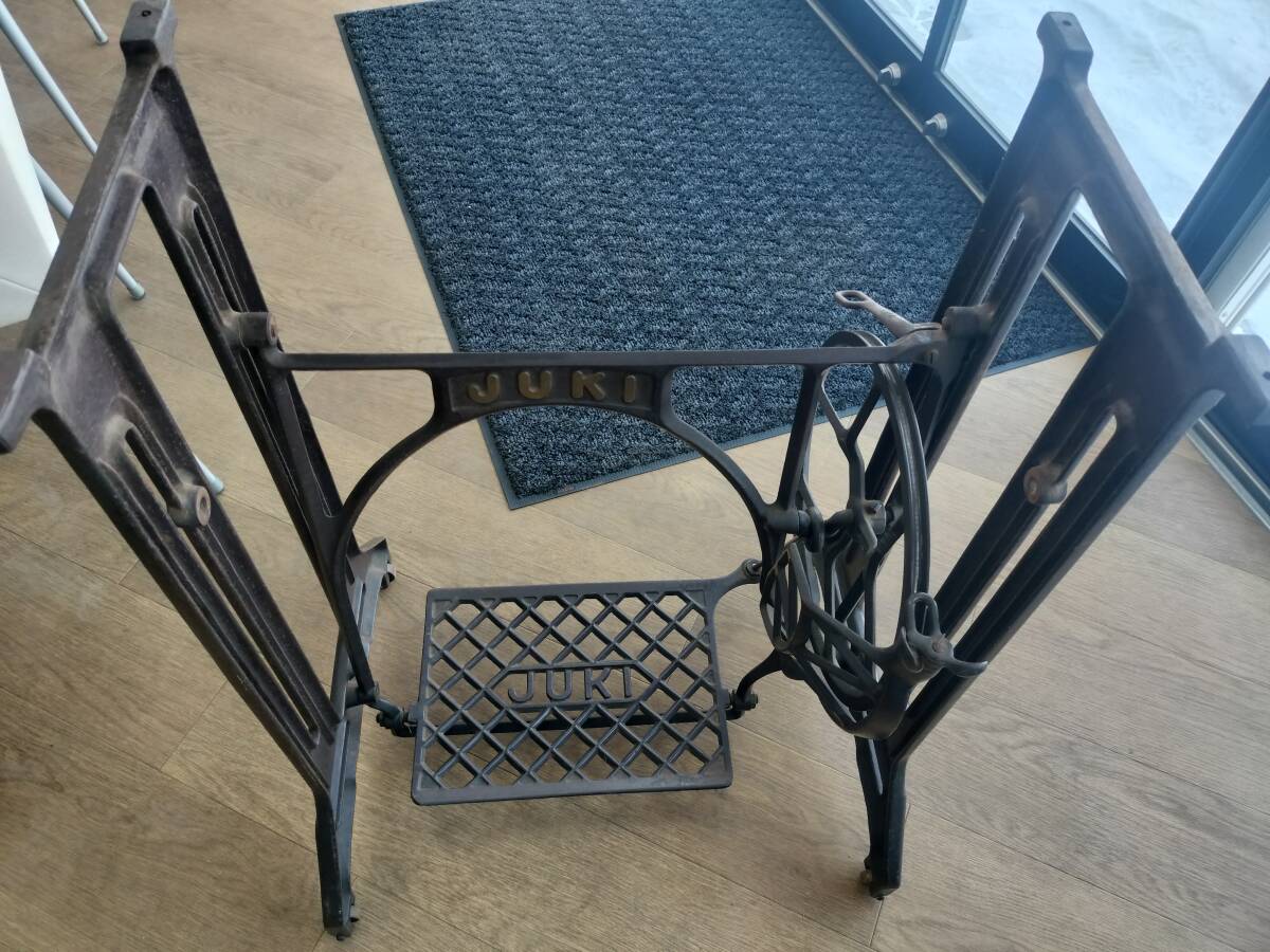 レトロ　JUKI ミシン台　鉄脚　DIY テーブル
