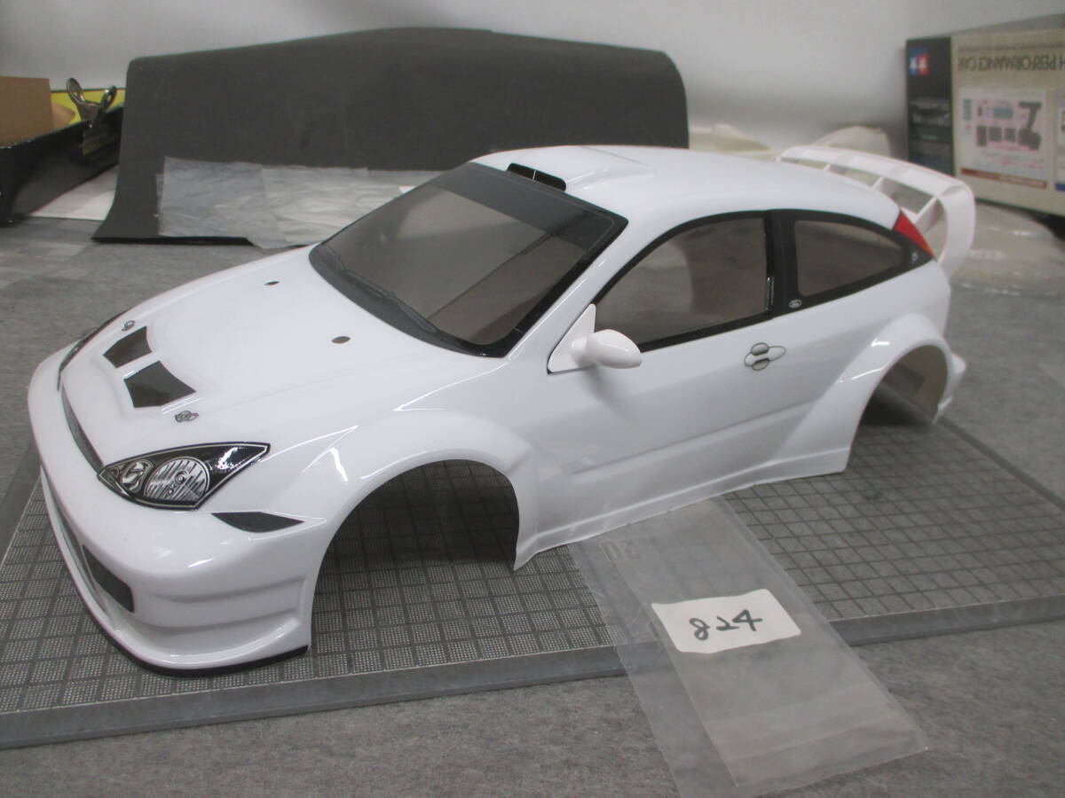 Q　824　　　　　　　タミヤ　　2003　フォード　フォーカス　ＲＳカスタム　1/10電動ＲＣカーボディ