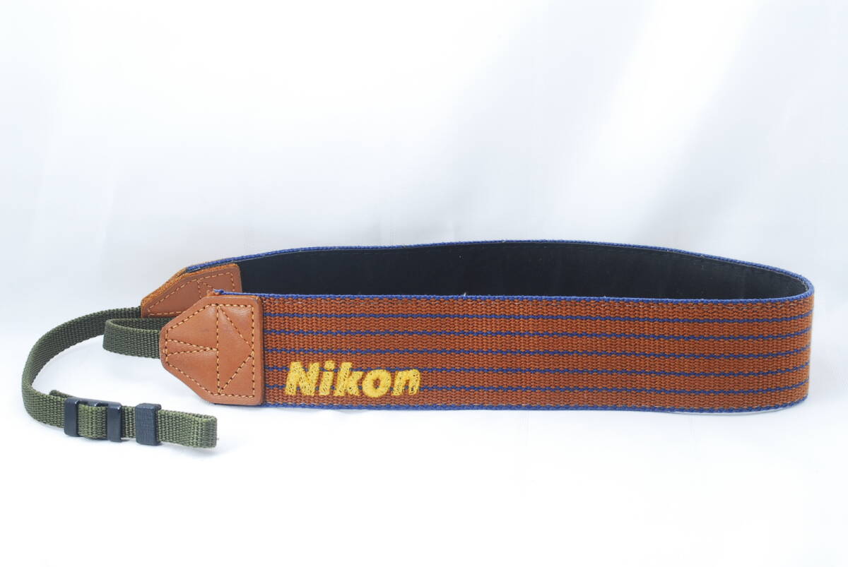 ☆Nikon ニコン ストライプ ストラップ 刺繍文字 茶色(橙)×青色(ブルー)×黄色(イエロー) ボーダーライン フィルムカメラ Camera Strap ☆