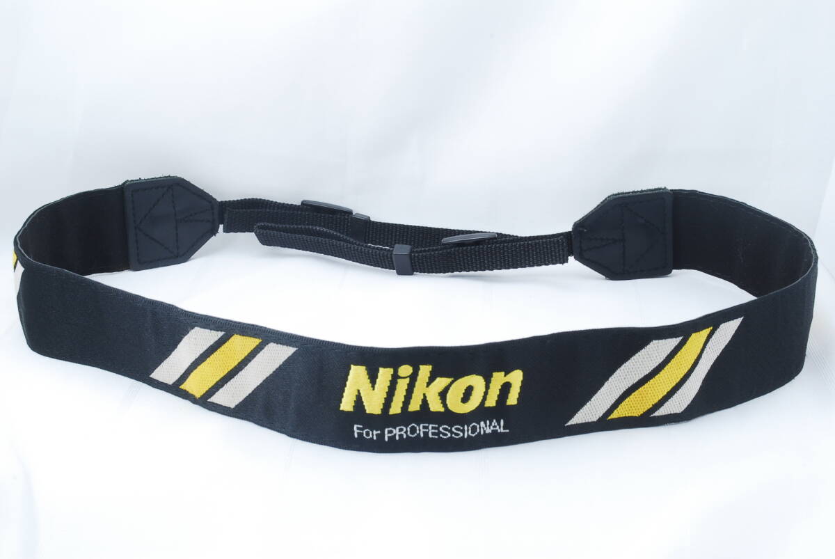 ☆ニコン Nikon for Professional スラッシュライン カメラ ネック ストラップ プロフェッショナル 黄色 刺繍 ショルダー Camera strap☆