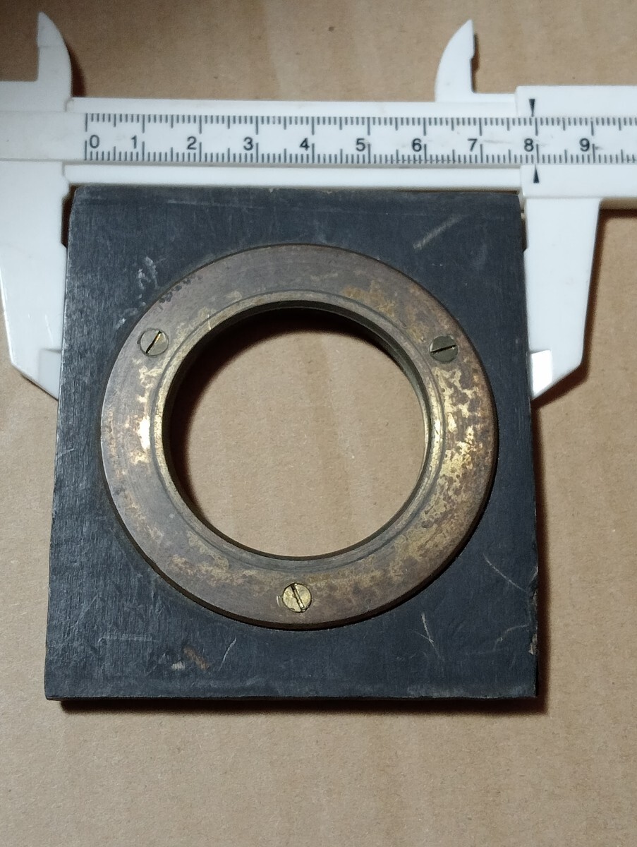 大判カメラ 蛇腹カメラ レンズフランジ 　レンズ座金　真鍮　　43mm内径程　小ケ2