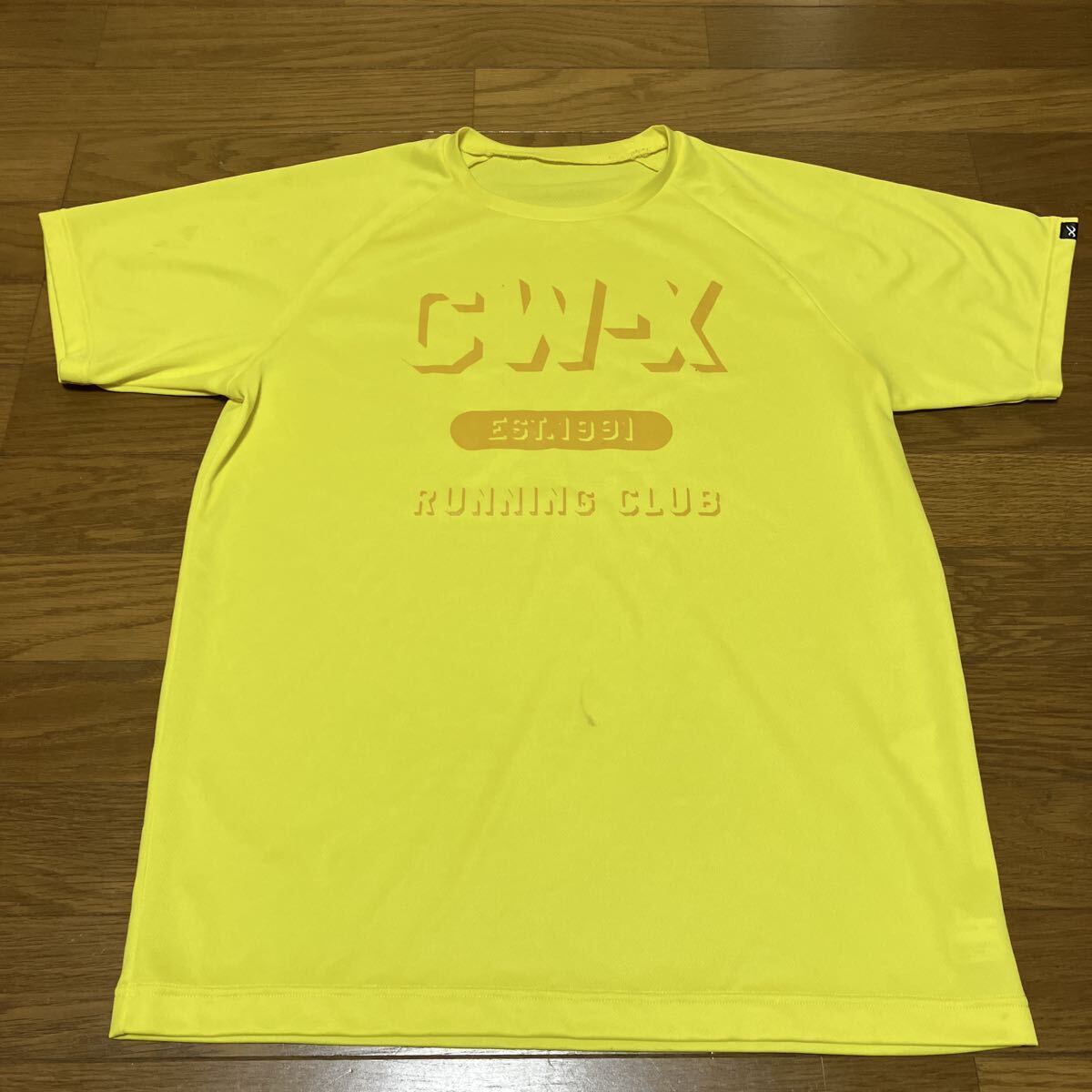 CW-X EST.1991 RUNNING CLUB Tシャツ 蛍光イエロー　 M 半袖Tシャツ ポリエステル100