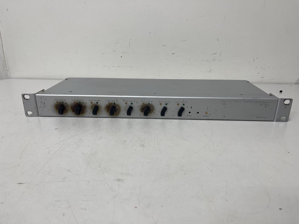 D513 ●SANWA SUPPLY サンワサプライ CPU自動切替器 8口 SW-CPU8 