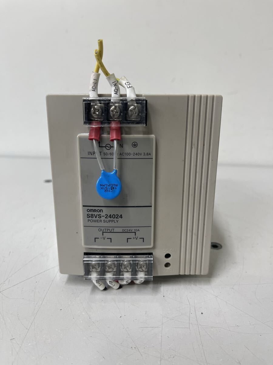 D437 OMRON オムロン スイッチングパワーサプライ S8VS-24024