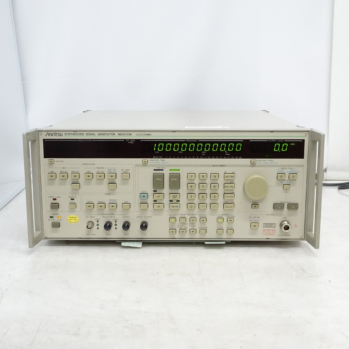 Anritsu MG3633A Synthesized Signal Generator 0.01-2700MHz対応 アンリツ シグナルジェネレーター【中古/動作出力品】#441962