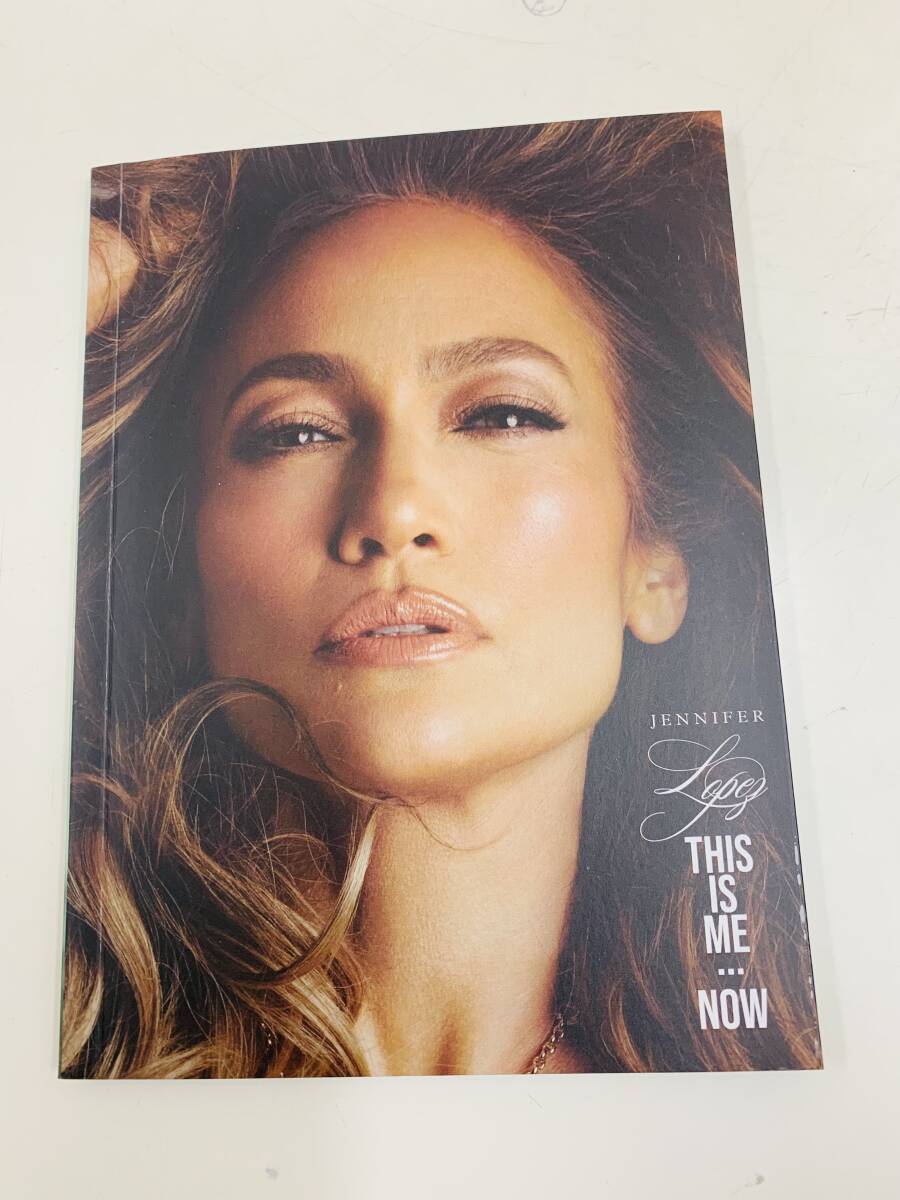 ☆ ジェニファー・ロペスのアルバム　「This Is Me...Now」　　＜中古CD＞
