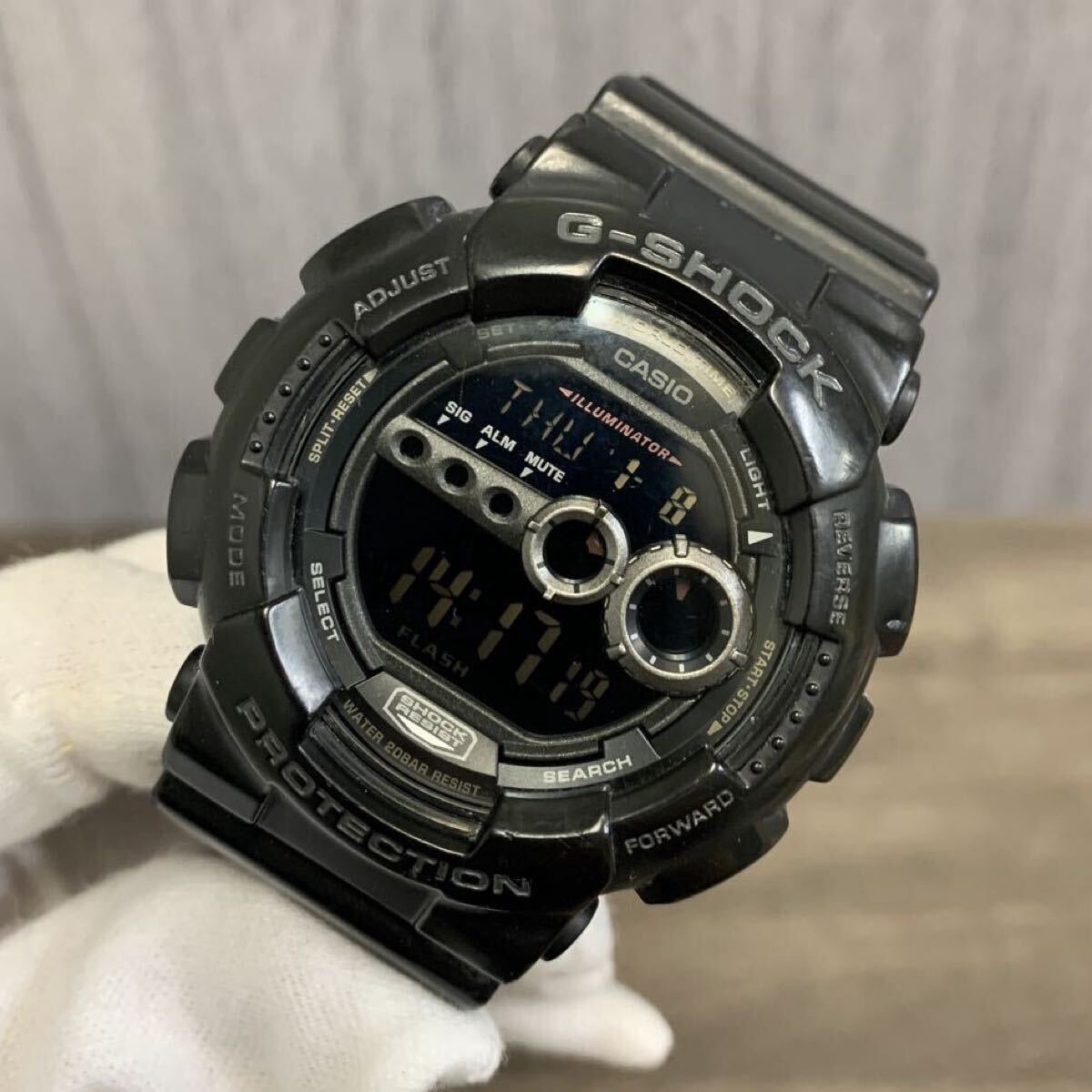 y010802m CASIO G-SHOCK GD-100 Series デジタル