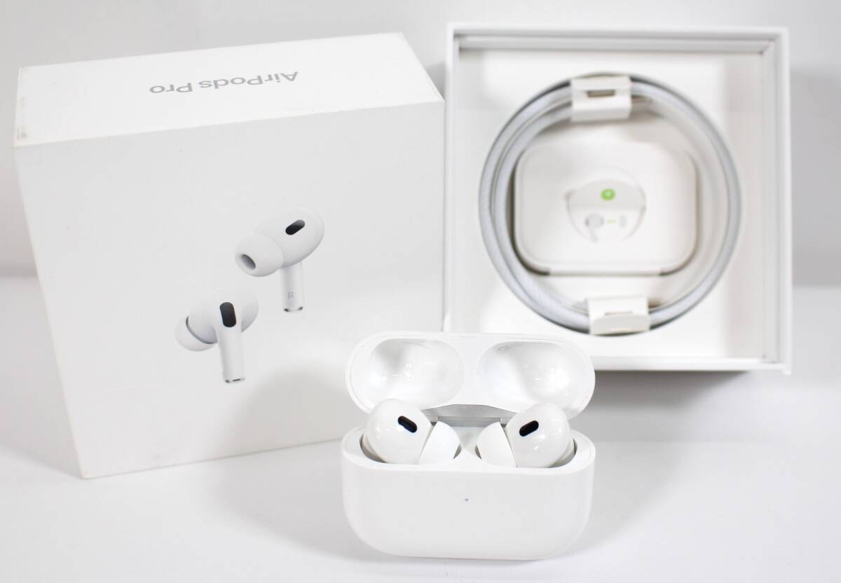 Y7134＃◆中古品◆Apple アップル AirPods Pro 2 with MagSafe USB-C充電ケース ワイヤレスイヤホン MTJV3J/A