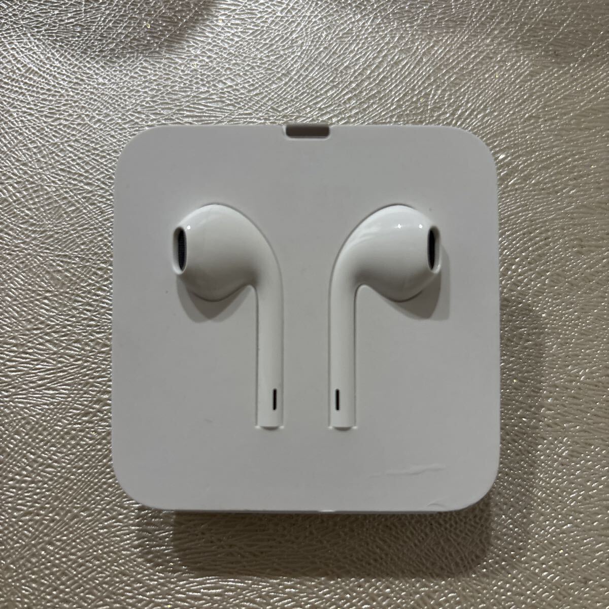 ☆ 美品 iPhone 付属品 有線イヤホン Apple イヤホン