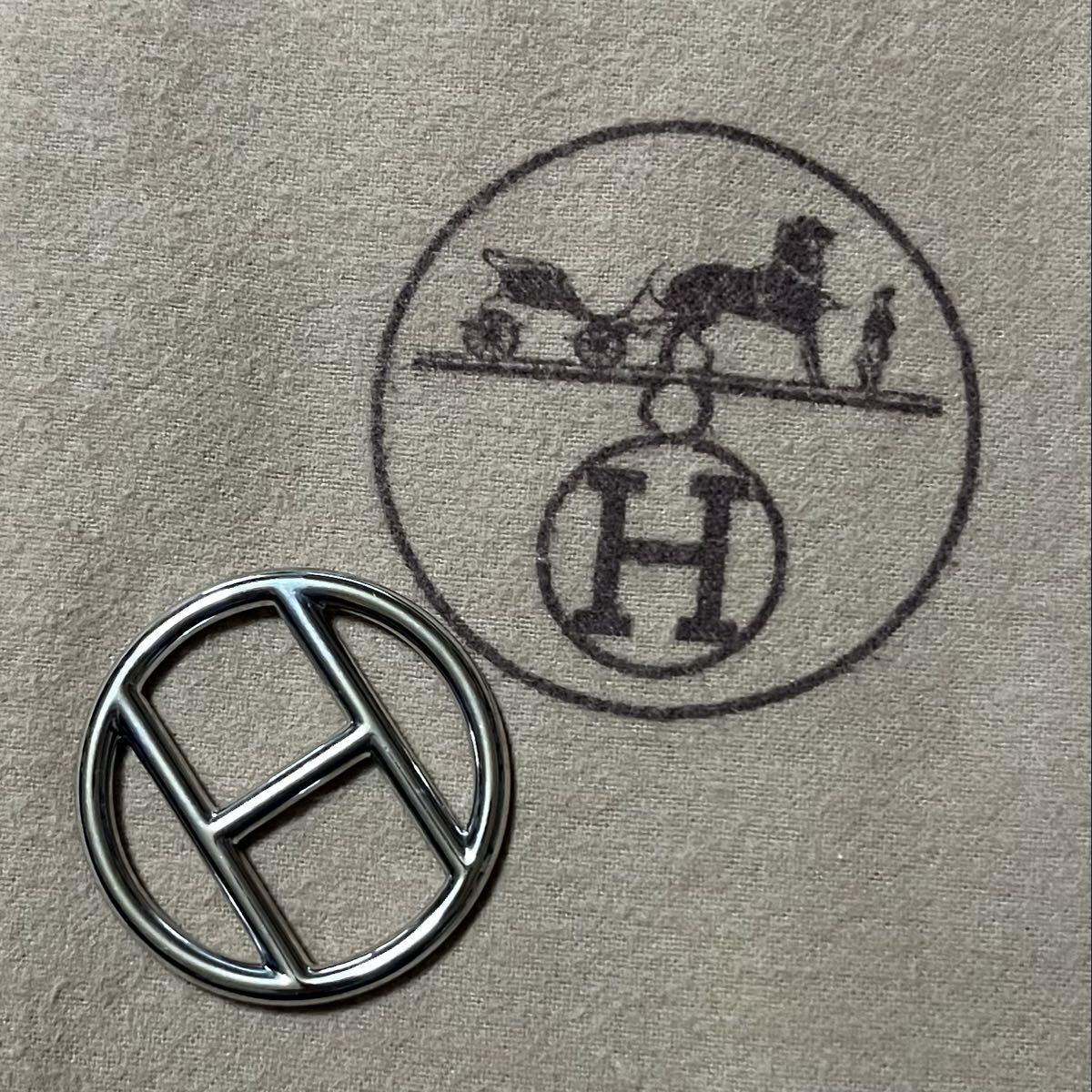 ◆HERMES エルメスの Hロゴ バックル サッシュベルト ペンダントトップ スカーフリング　チャーム ストラップ キーホルダー　