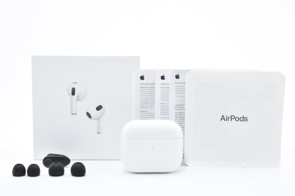 RU335★アップル Apple AirPods MagSafe Charging Case ワイヤレスイヤホン 充電ケース付