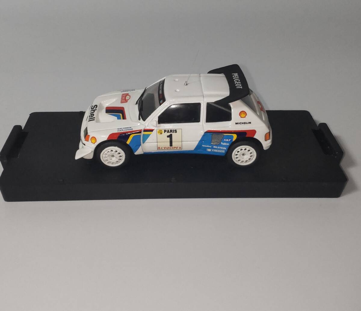 M.D.S. Racing 完成品 1/43 MDS Racing Peugeot 205 T16 1986 Monte Carlo Rally 1:43 プジョー　ターボ16 サロネン
