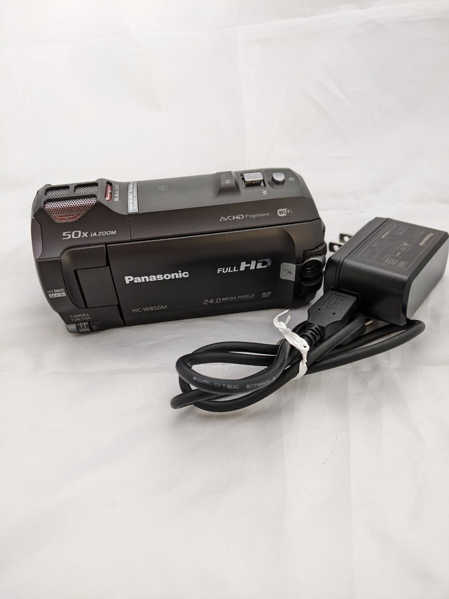 ★Panasonic パナソニック デジタルハイビジョンビデオカメラ HC-W850M 充電器付き　#01261