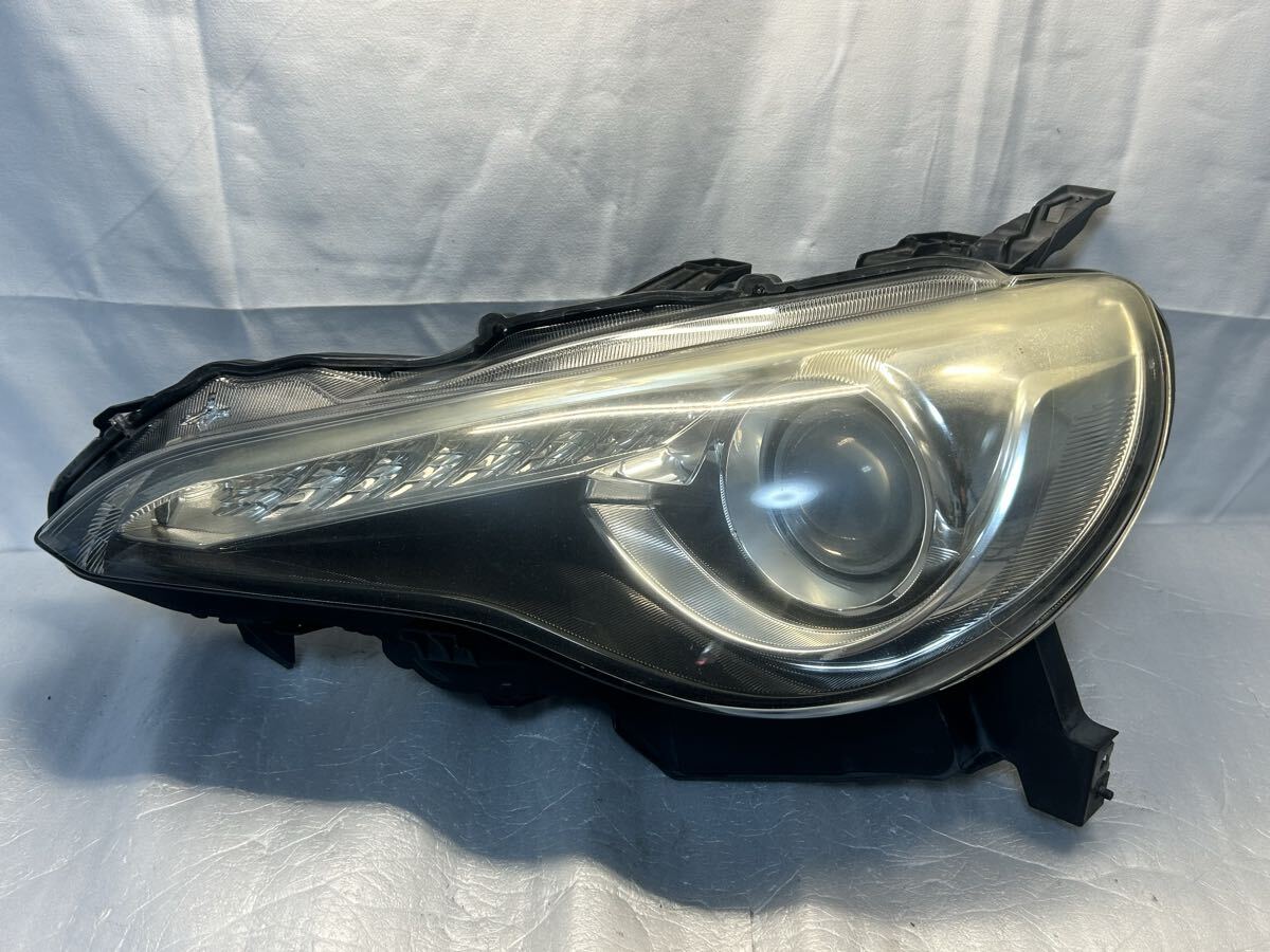 HID ヘッドライト 左 ZN6 前期 86 ハチロク KOITO 100-60082 打刻:AD トヨタ 純正 GU26-016