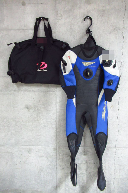 World Dive ワールドダイブ ドライスーツ ZMD2006 LIMITED EDITION 着丈約134㎝ 靴23㎝ ハンガー バッグ付き ダイビング 管理8KH0107L-F7