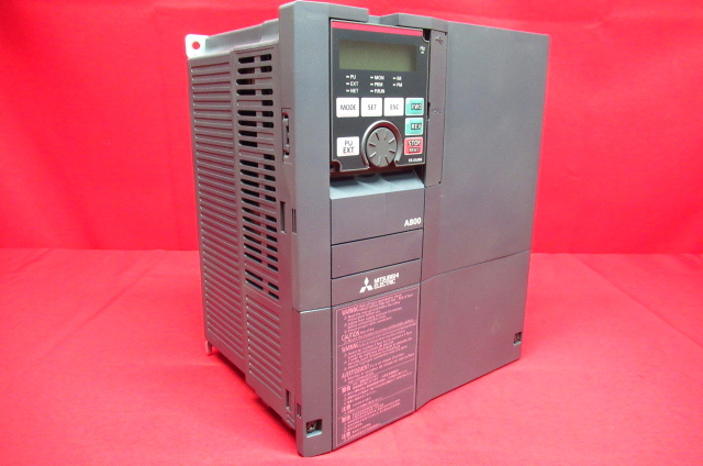 MITSUBISHI ELECTRIC 三菱電機 INVERTER インバータ FR-A820-5.5K-1 2017年製 現状品 管理8KH0108A-I2