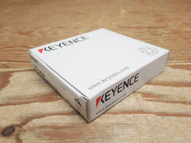 新品未使用 KEYENCE キーエンス ES-M2P アンプユニット 管理8S0109L-B6