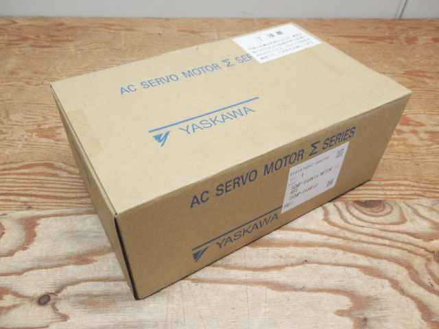 新品未使用 YASKAWA 安川電機 AC SERVO MOTOR SGMP-04AW14 MOTOR 12 ABS ACサーボモーター 管理8S0113D-D1