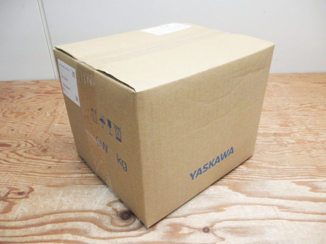 新品未使用 YASKAWA 安川電機 SGD-04AH-P サーボドライバー サーボパック 管理8S0113I-D1