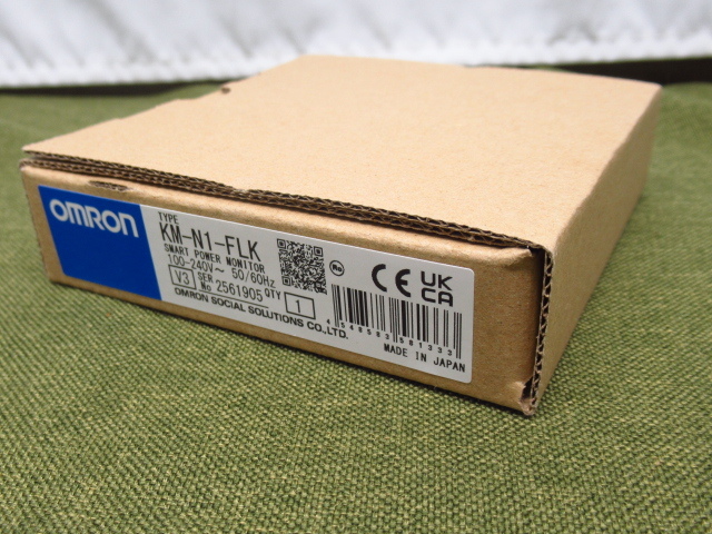 未使用品 OMRON オムロン KM-N1-FLK 小型電力量モニタ SMART POWER MONITOR 管理8H0115I-YP