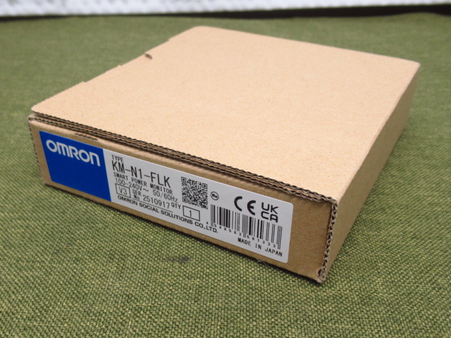 未使用品 OMRON オムロン KM-N1-FLK 小型電力量モニタ SMART POWER MONITOR 管理8H0115J-YP