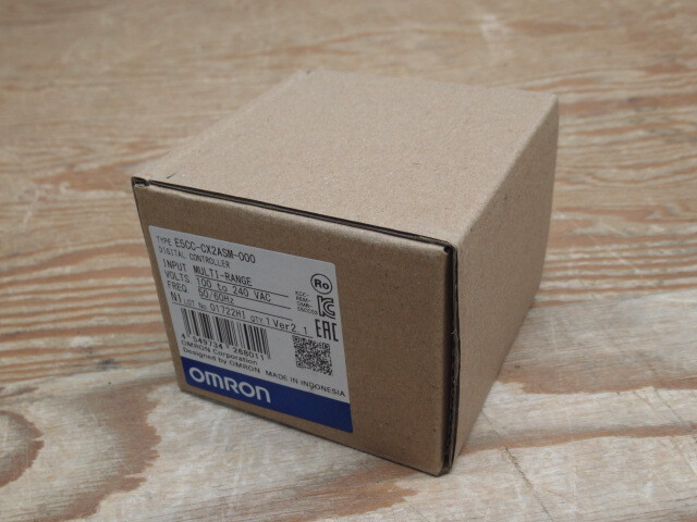 新品未使用 OMRON オムロン E5CC-CX2ASM-000 デジタル調節器 管理8S0116Q-A7