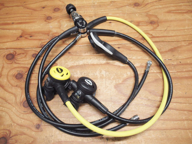 TUSA ツサ RS-811 EN250 レギュレータ オクトパス ゲージ ダイビング用品 重機材 管理8S0117H-C1