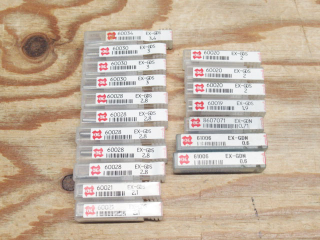 未使用? 19本セット OSG オーエスジー EX-GDS EX-GDN 3.4 ×1 3 ×3 2.8 ×5 2.1 ×3 2 ×3 1.9 ×1 0.71 ×1 0.6 ×2 管理8S0120L-YP