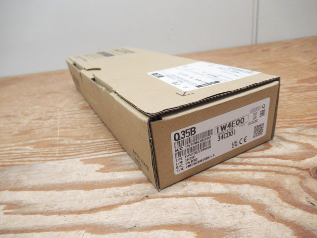 新品未使用 MITSUBISHI 三菱電機 Q35B 2022年製 ベースユニット 管理8S0127D-D2