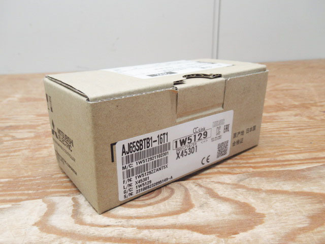 新品未使用 MITSUBISHI 三菱電機 AJ65SBTB1-16T1 2021年製 シーケンサ 管理8S0127A-D2