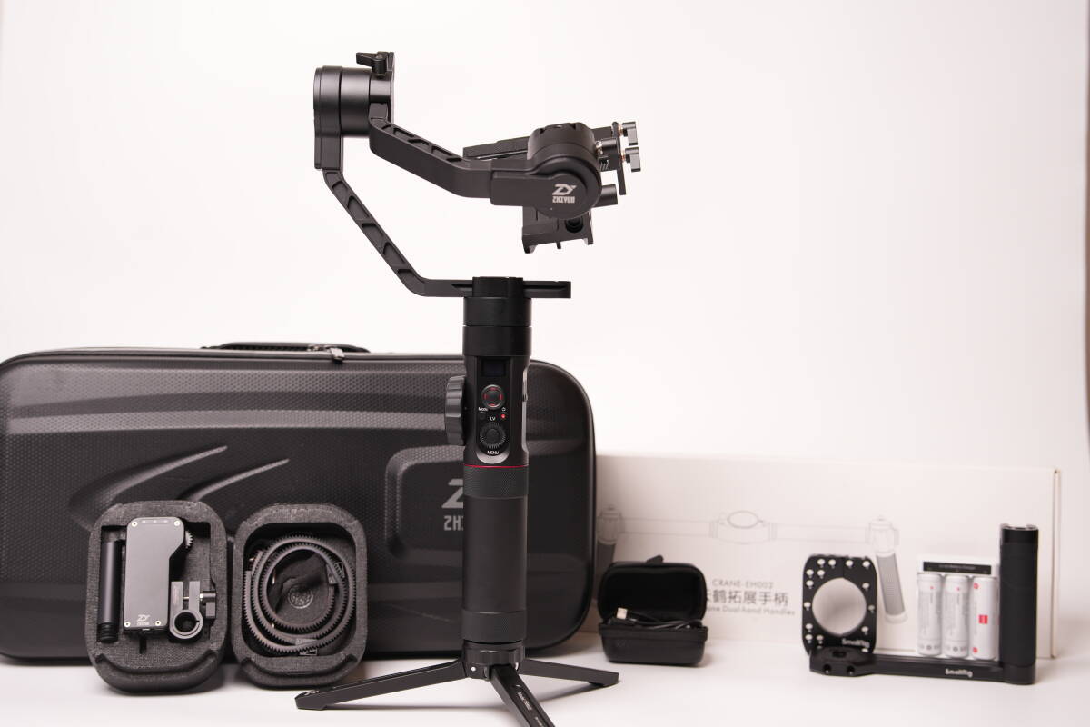 ZHIYUN CRANE2 フォローフォーカス ジンバル + アクセサリー