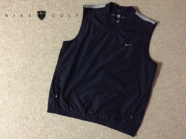 ★中古★ナイキ ゴルフ メンズ Vネック ベスト ジャケット Lサイズ 黒 ブラック 刺繍ロゴ NIKE GOLF 撥水 オールド ヴィンテージ 00s 10s