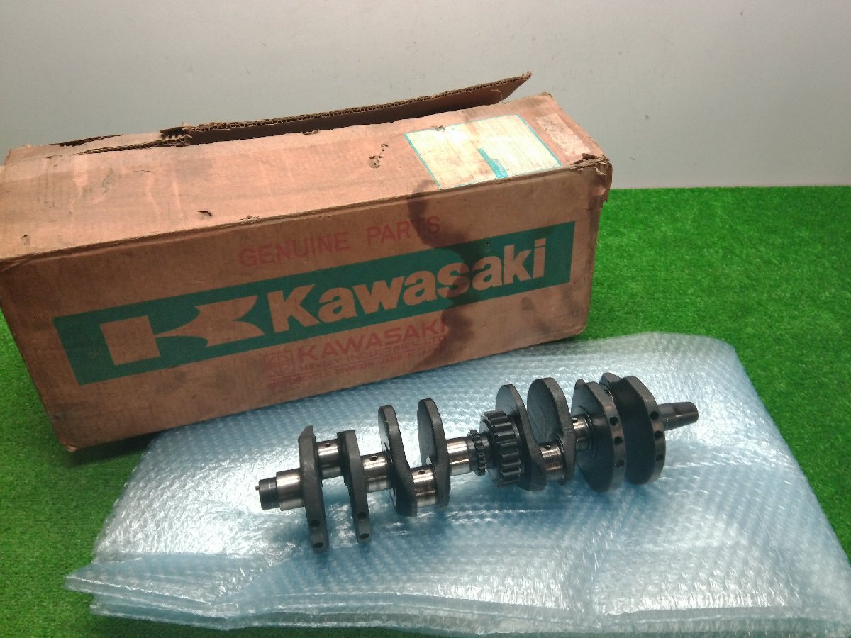 Z8B08 Z550FX 新品？クランクシャフト 13031-1014 Z400FX Z500 ゼファー GPZ T BHN