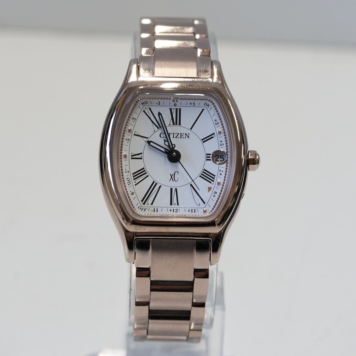 CITIZEN XC ティタニア ライン ハッピーフライト ES9354-51A レディース 腕時計 USED美品 サクラピンク 電波 クロスシー 完動品 X8538