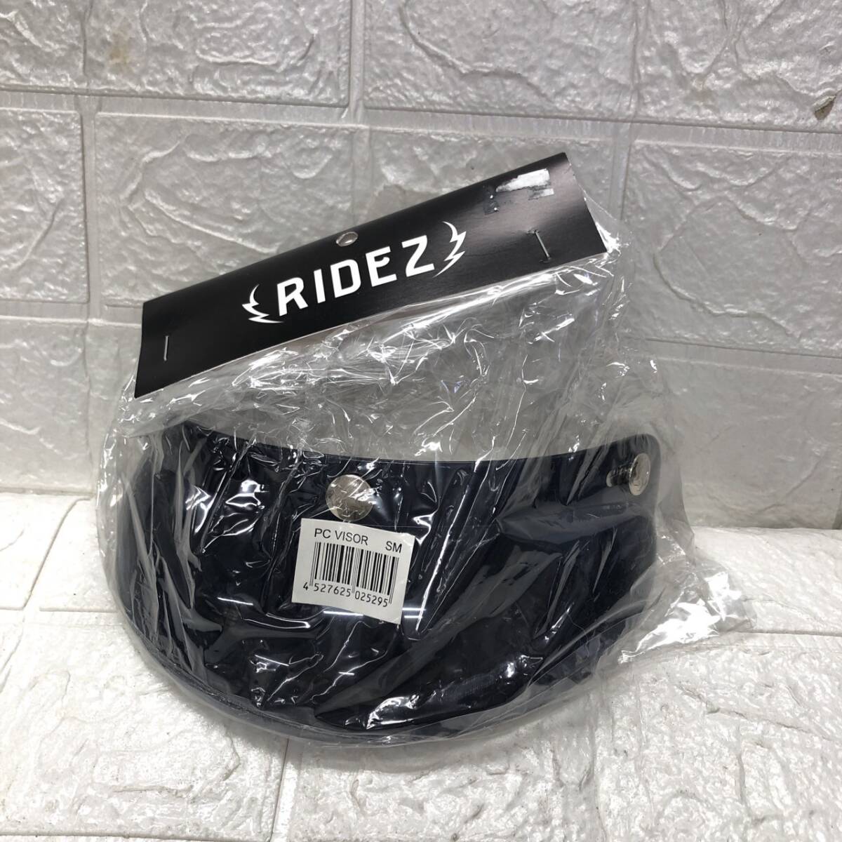 ★【在庫処分価格】RIDEZ PEEK A BOO VISOR ライズ ショートバイザー スモーク 経年保管品 現状品☆T1-588b