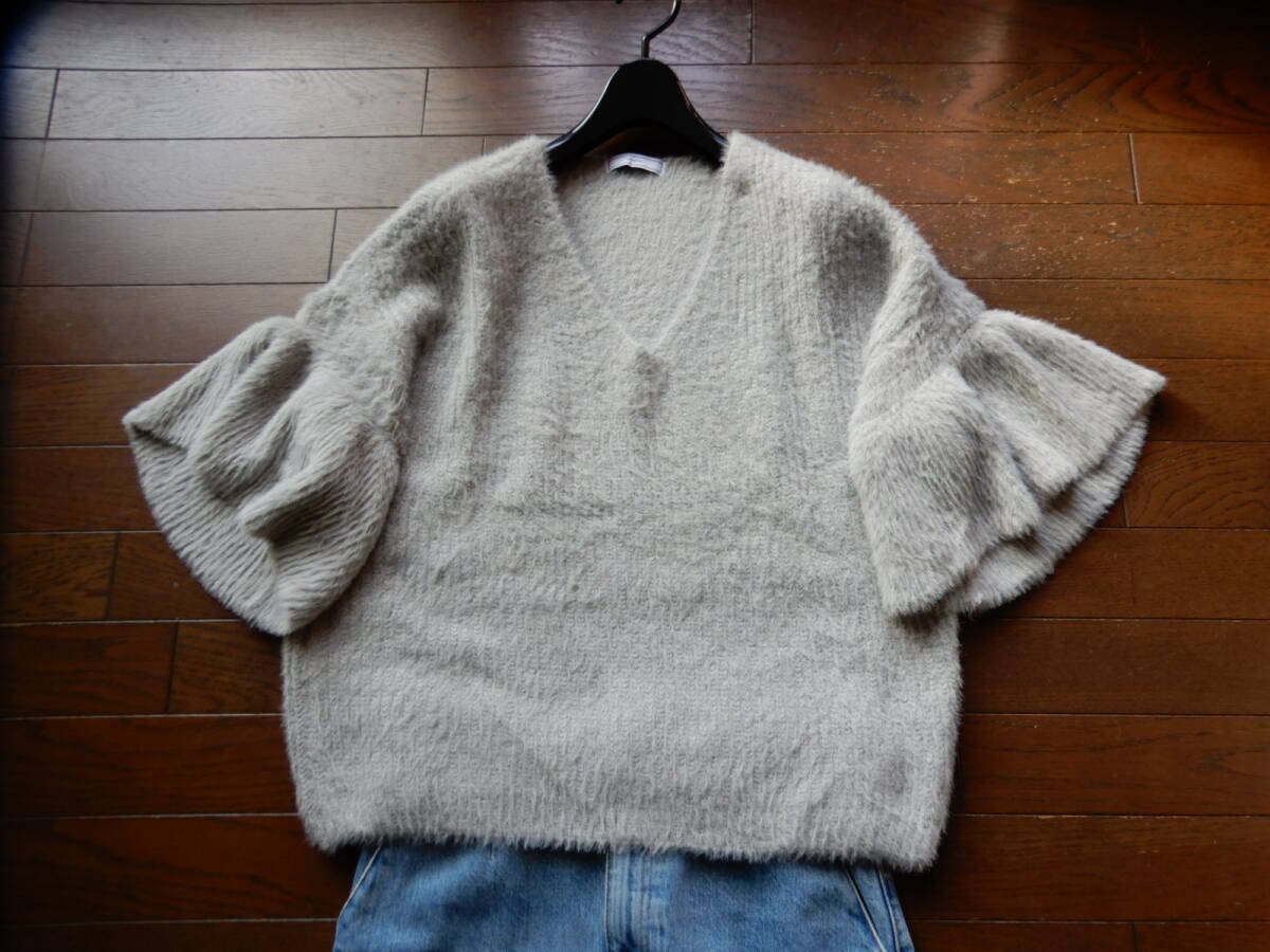 【FENNEL/フェンネル】大人可愛いボリュームスリーブゆったりシルエットアイスグレー7分袖シャギーニット　スコットクラブ　ヤマダヤ