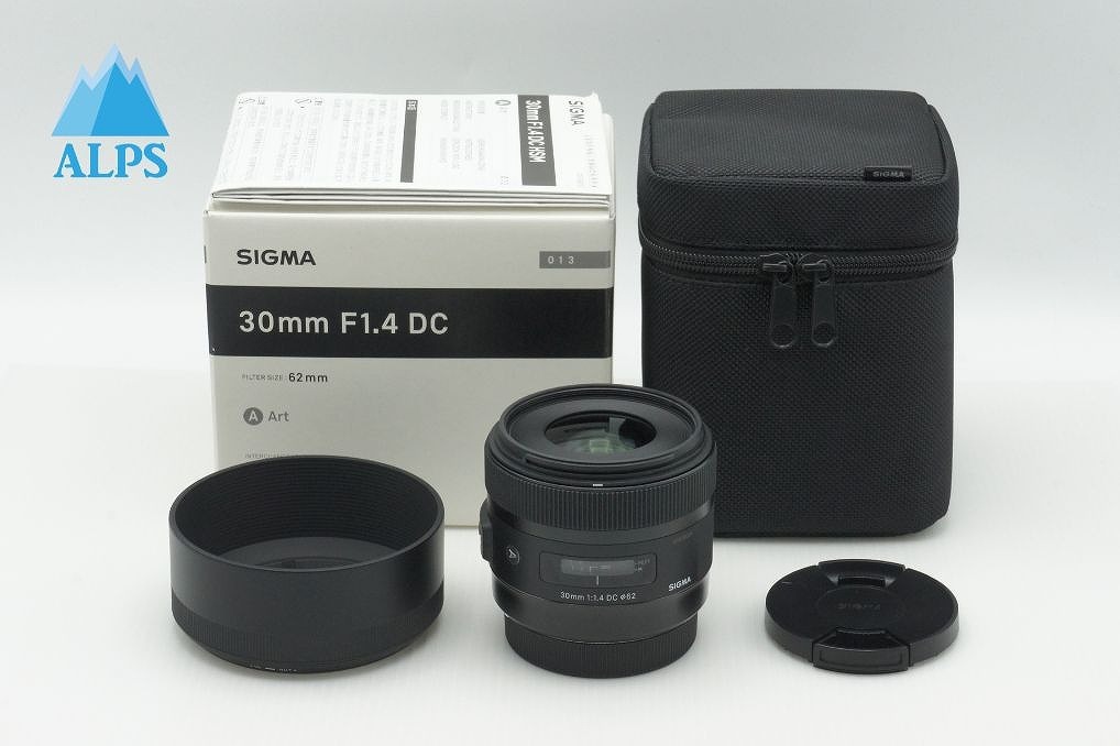 良品 SIGMA シグマ Art 30mm F1.4 DC HSM Canon キヤノン EFマウント APS-C 単焦点レンズ 元箱付 260116d【アルプスカメラ】