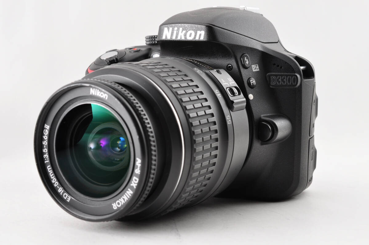 #301 [美品] Nikon D3300 24.1MP デジタル一眼レフカメラ AF-S DX 18-55mm f/3.5-5.6 G ED II レンズ 
