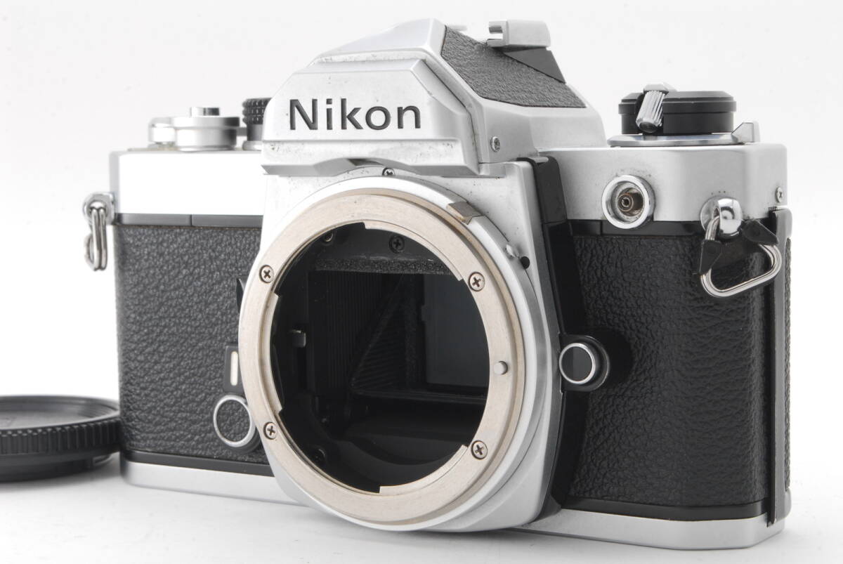 #227 Nikon FM ボディ シルバー 35mmフィルム一眼レフカメラ メカニカルシャッター キャップ付き