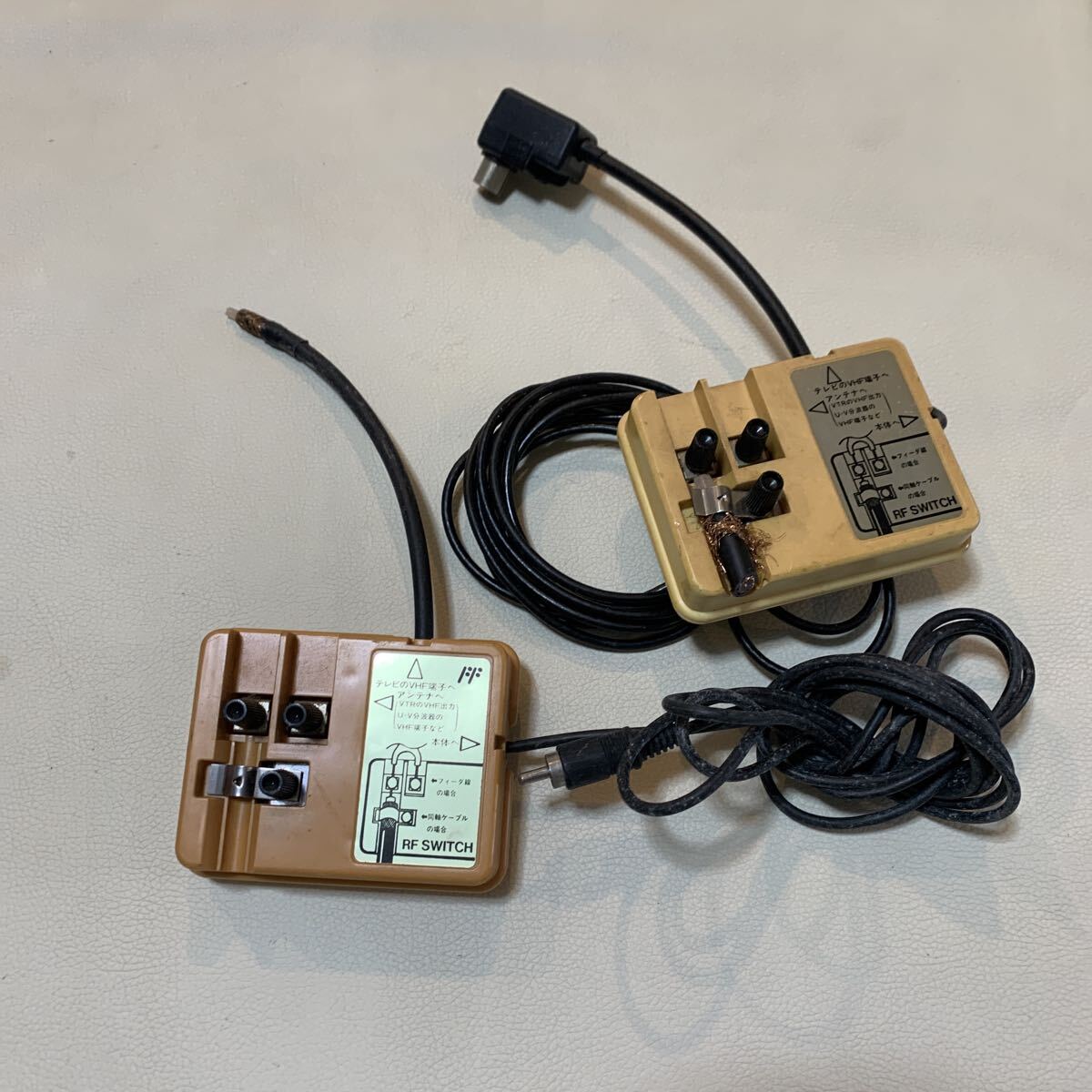 ☆IS-0106て60 任天堂 スーパーファミコン HVC-003 RFスイッチ 動作確認済☆