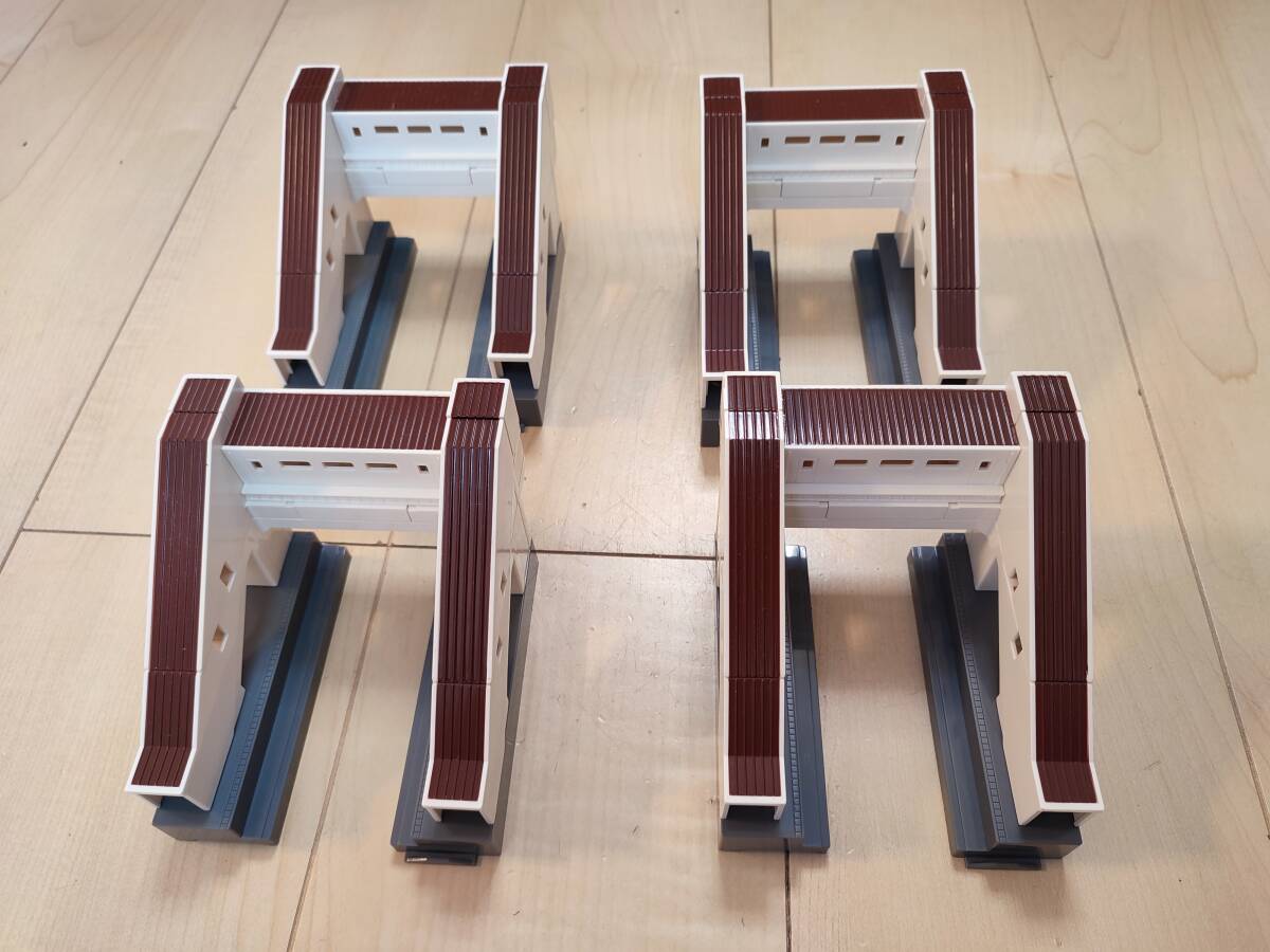 ４個セット　プラレールアドバンス　プラレールアドバンス AJ-03 跨線橋　検）線路・レール・橋脚・まとめ・大量 ・希少・駅・ステーション