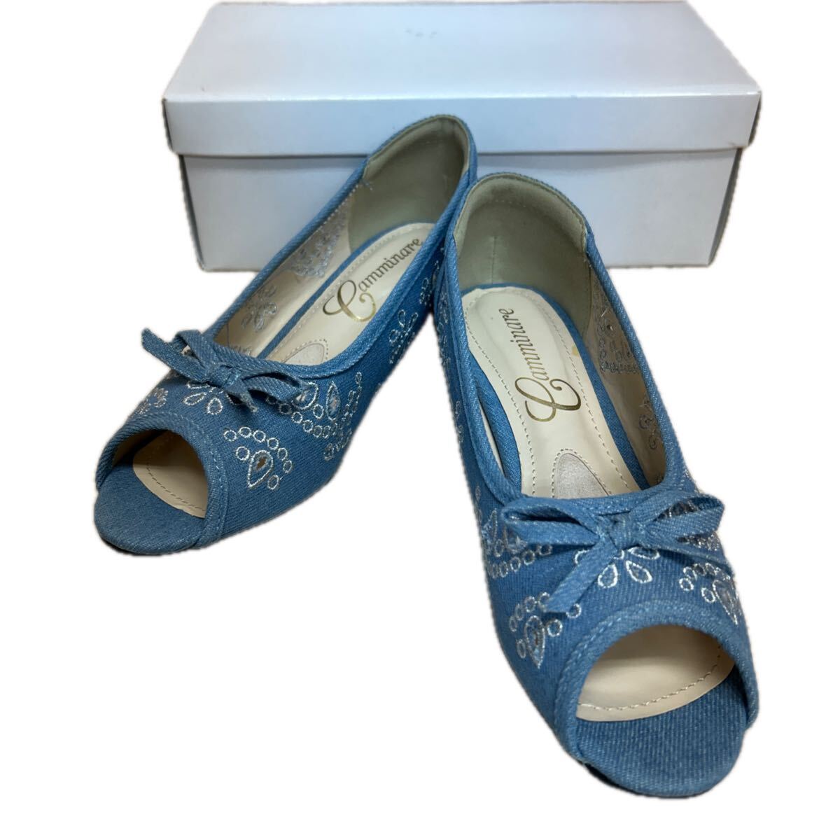 Q0442 箱有 美品 Eamminare レディース オープントゥ デニム パンプス ライトブルー系 23.5cmEEEE 婦人靴