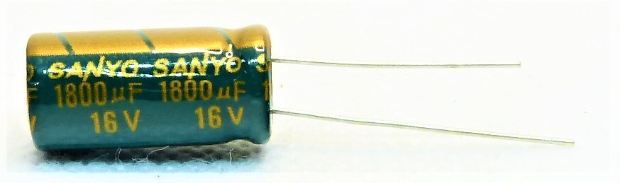 電解コンデンサ 16v 1800μF 105°C 2個セット （16v1800uf )