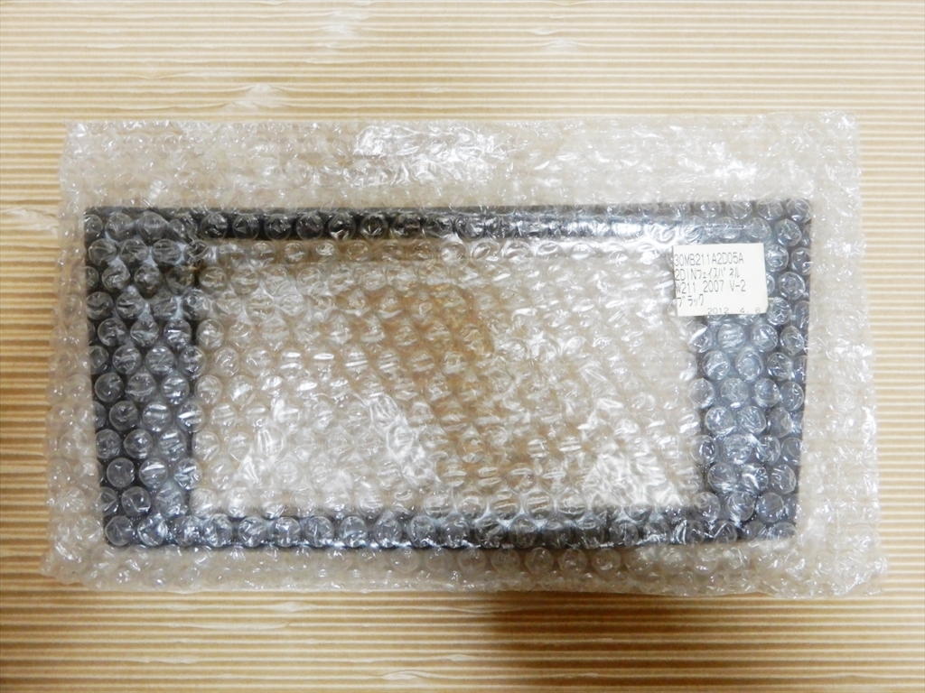 即決！W211 Mercedes ベンツ Eクラス 2DIN オーディオパネル 新品 ①！