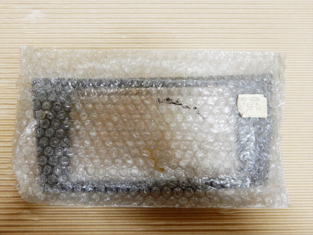 即決！W211 Mercedes ベンツ Eクラス 2DIN オーディオパネル 新品 ③！