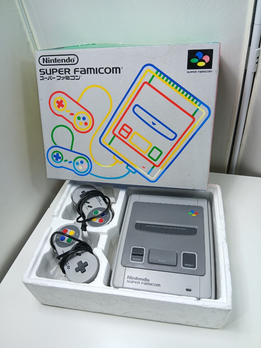 #1634y Nintendo スーパーファミコン HVC-002 箱付き ACアダプター無/和歌山県にて引き取り大歓迎