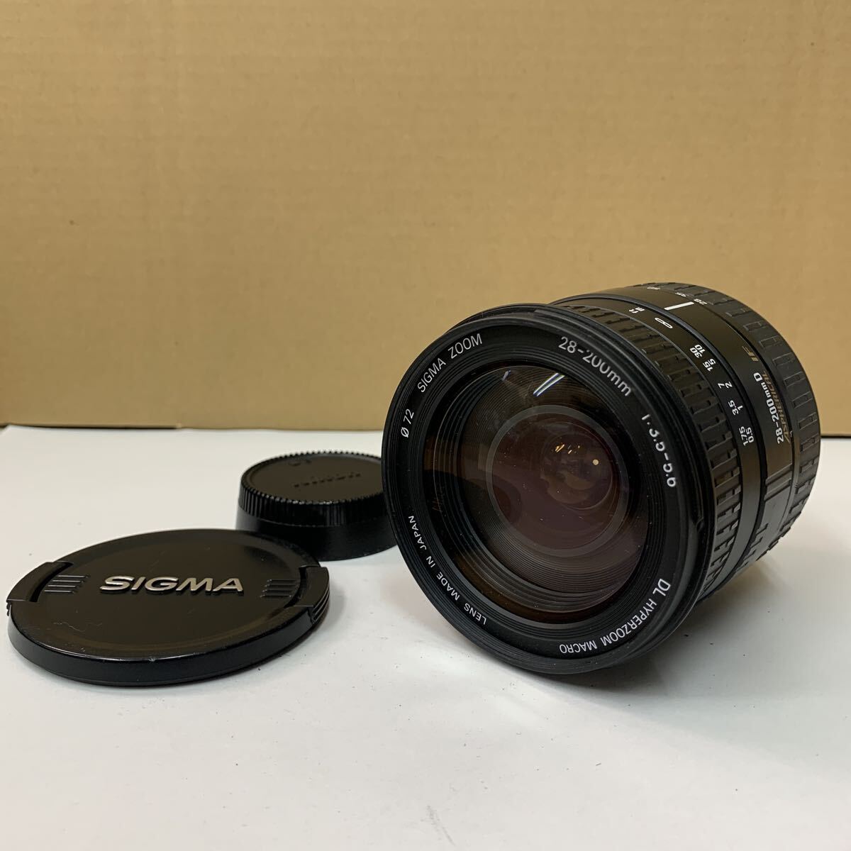SIGMA ZOOM 28 - 200mm 1:3.5-5.6 DL HYPER ZOOM MACRO φ72 シグマ カメラレンズ ニコン用 未確認 LENS 104
